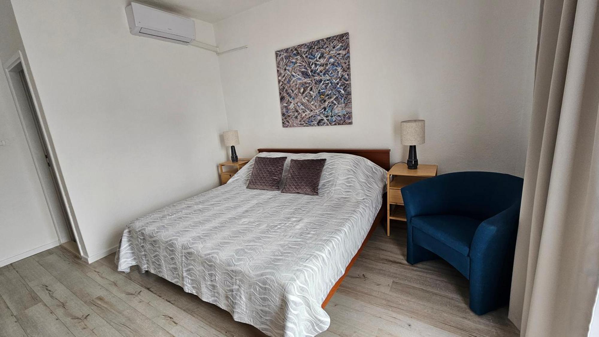 Apartament And Dona